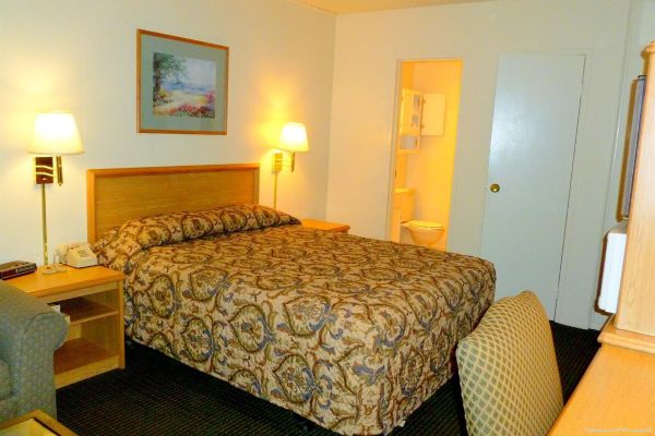 TRAVELERS INN MOTEL (Eugene)